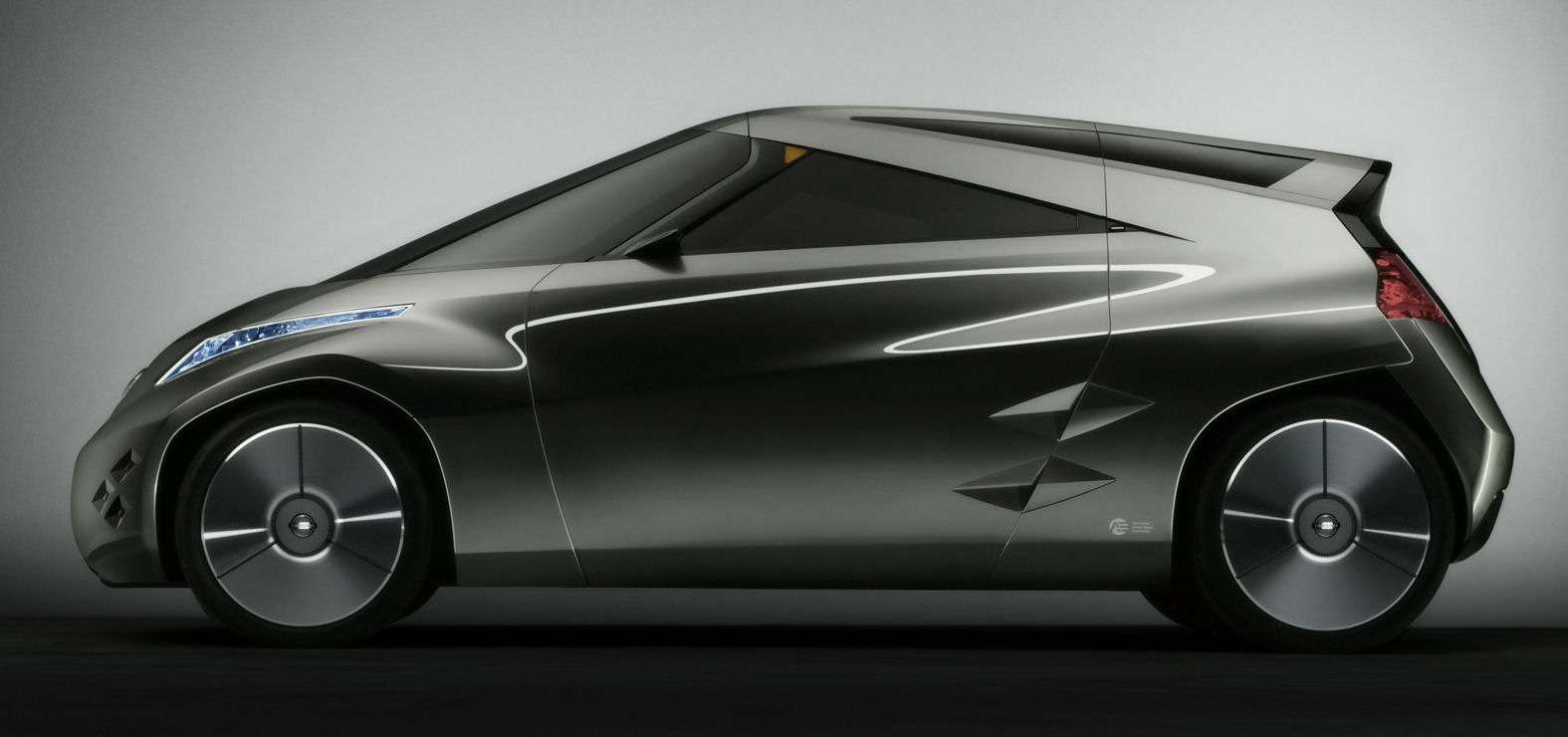 NISSAN_MIXIM_OUT_02